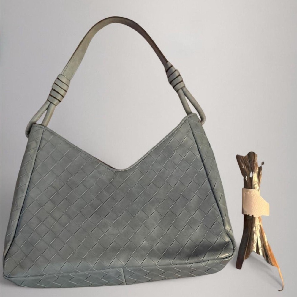 Woven Shoulder Bag in Dove Gray